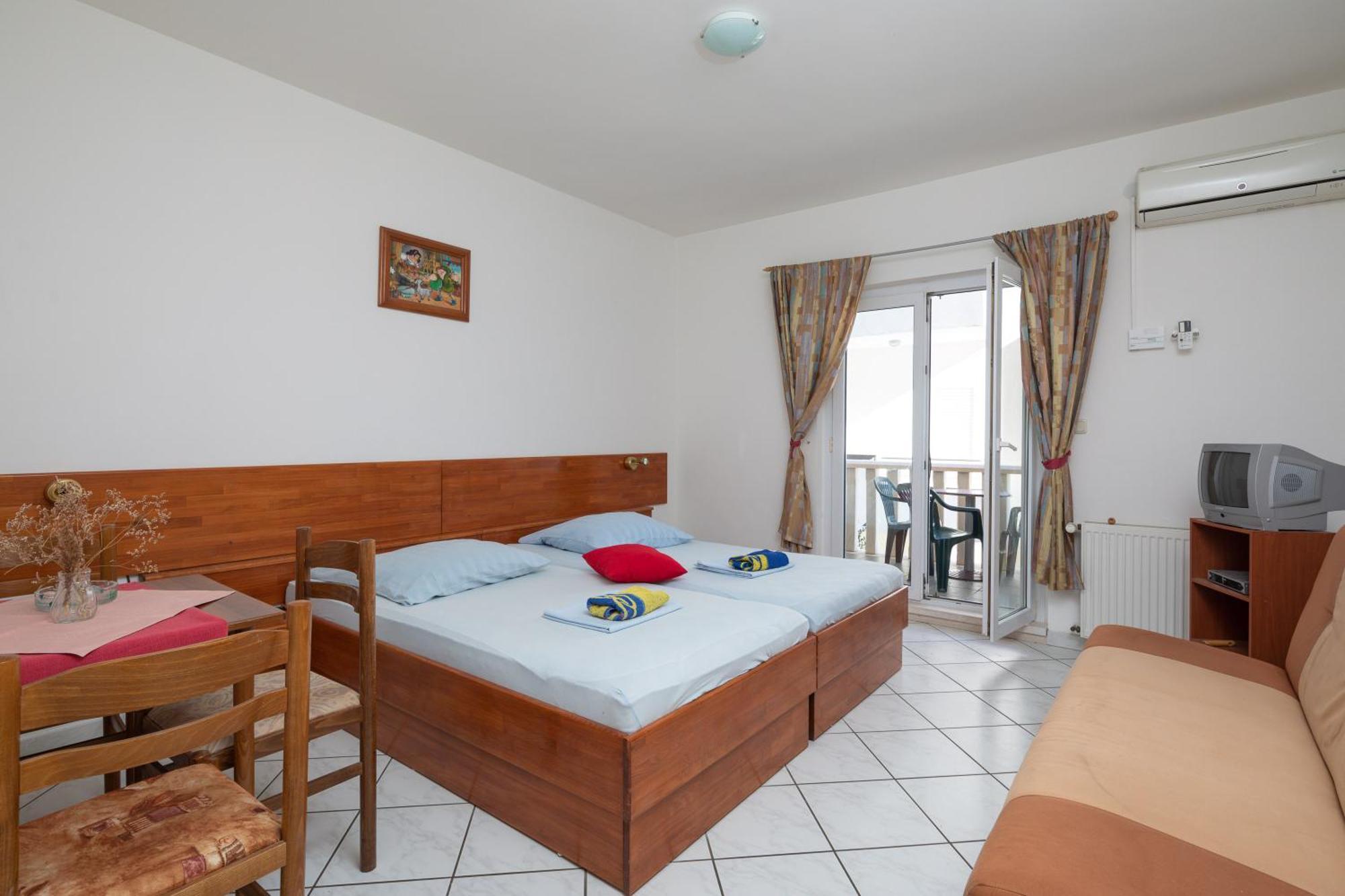Germania Rooms & Apartments Celina Phòng bức ảnh